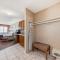 Stony Plain Inn & Suites - Stony Plain