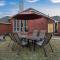One-level, Fenced Yard, Kitchen, Game Room, Pkng