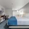Days Inn & Suites by Wyndham Flagstaff I-40
