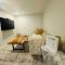 Comfy Neutral Living Free Parking - YYC
