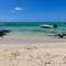 Private Waterfront Villa Retreat - Trou dʼ Eau Douce