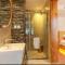 Huangliang Yimeng Designer Hotel Wuzhen Xizha Scenic Area Branch - 桐乡