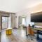 Comfort Inn & Suites Arlington Heights - Buffalo Grove