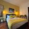 Vatican QG Rooms