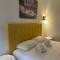 Vatican QG Rooms