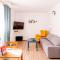 Dinvis Apartments