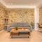 The White House Luxurious & The Little White House - Koukounarás