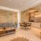 The White House Luxurious & The Little White House - Koukounarás