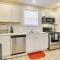 2 Mi to Syracuse University Apt with Fire Pit - Syracuse