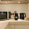 Spacious 4BR Duplex with Terrace - JBR - Dubaj