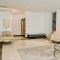 Spacious 4BR Duplex with Terrace - JBR - Dubaj