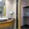 Spacious 4BR Duplex with Terrace - JBR - Dubaj