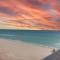 Beachfront Resort - Pool - Ocean View Balcony- Gym - Miami Beach
