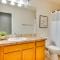 Game Room and Deck Family-Friendly Tumwater Gem - Tumwater