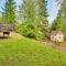 Game Room and Deck Family-Friendly Tumwater Gem - Tumwater
