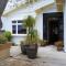 The Buller Bungalow - fall in love with this home