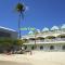 Carib Edge, AC beach penthouse - Saint Peter