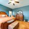 Family-Friendly Johnson City Home Near State Parks - Hye