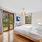 Comfortable 3-Bed Haven Near Canberra Attractions