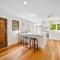Comfortable 3-Bed Haven Near Canberra Attractions
