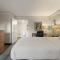 Howard Johnson by Wyndham Sacramento Downtown