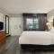 Howard Johnson by Wyndham Sacramento Downtown