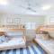 Shoal Shack 72, 72 Tomaree Rd - Pool, Pet Friendly, Wi-Fi, Air Con, Linen