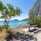 Shoal Shack 72, 72 Tomaree Rd - Pool, Pet Friendly, Wi-Fi, Air Con, Linen - Shoal Bay