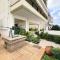 Spacious Family Apt in Glyfada - Афины