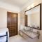 Spacious Family Apt in Glyfada - Афины