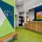 Spark by Hilton Daleville Roanoke North