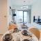 Cozy 1-BR in the heart of Dubai with skyline views