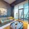 Stunning 2-Bed Apartment with Canal View - Dubaj