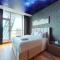 Stunning 2-Bed Apartment with Canal View - Dubaj