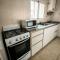 A4- Departamento céntrico, amplio y con hermosa vista al lago!