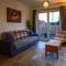 Spacious 2 Bedroom Apartment in Crawley