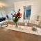 LA MAISON BLEUE - Centrally located 3 Bedroom home in the Southern Highlands