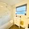 Large home with parking, shops, resturants lovely area wt parking and garden