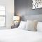 Landing at Bridge at Southpark Landing - 1 Bedroom in South Austin - 奥斯汀