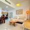 Chic 2BR Oasis Masdar City Escape - 阿布扎比