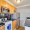 Shared Pool and Backyard Small and Cozy Guest House - Форт-Лодердейл