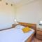 Gorgeous Apartment In Trappitello - 特拉皮泰罗