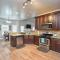 New 5 Star Luxury Home Sleeps 22 Near Airport