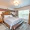 New 5 Star Luxury Home Sleeps 22 Near Airport