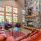 Sunriver Riverfront Escape Spacious 4 Bedroom Home with River Access and Pet-Friendly Features - Bend