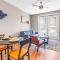 Delightful 1BD 1BA Beautiful Pool in Fort Worth - فورت وورث
