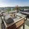 LM362B - 2 BR penthouse with large sundeck - Estepona