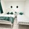 4B4B Entire House Sleeps 11 Driveway Parking near Coventry University and City Centre - 考文垂