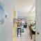Spacious Bright Paradise Beach 1bd Modern Condo