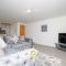 Panacotta House - SJA Stays - Modern 1 Bed Apartment